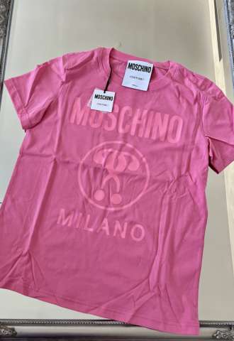 https://vipluxury.sk/Moschino Couture tricko