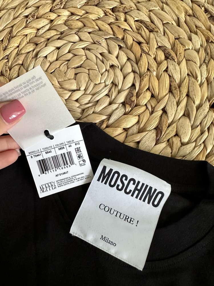 Moschino Couture šaty