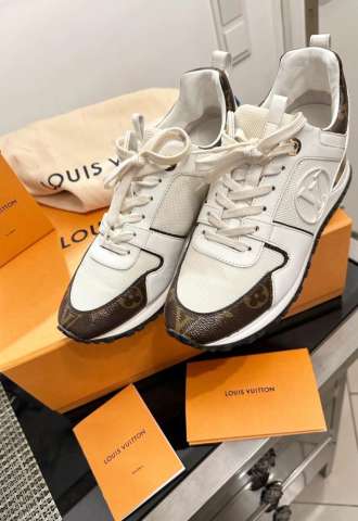 https://vipluxury.sk/Louis Vuitton Run Away sneakers