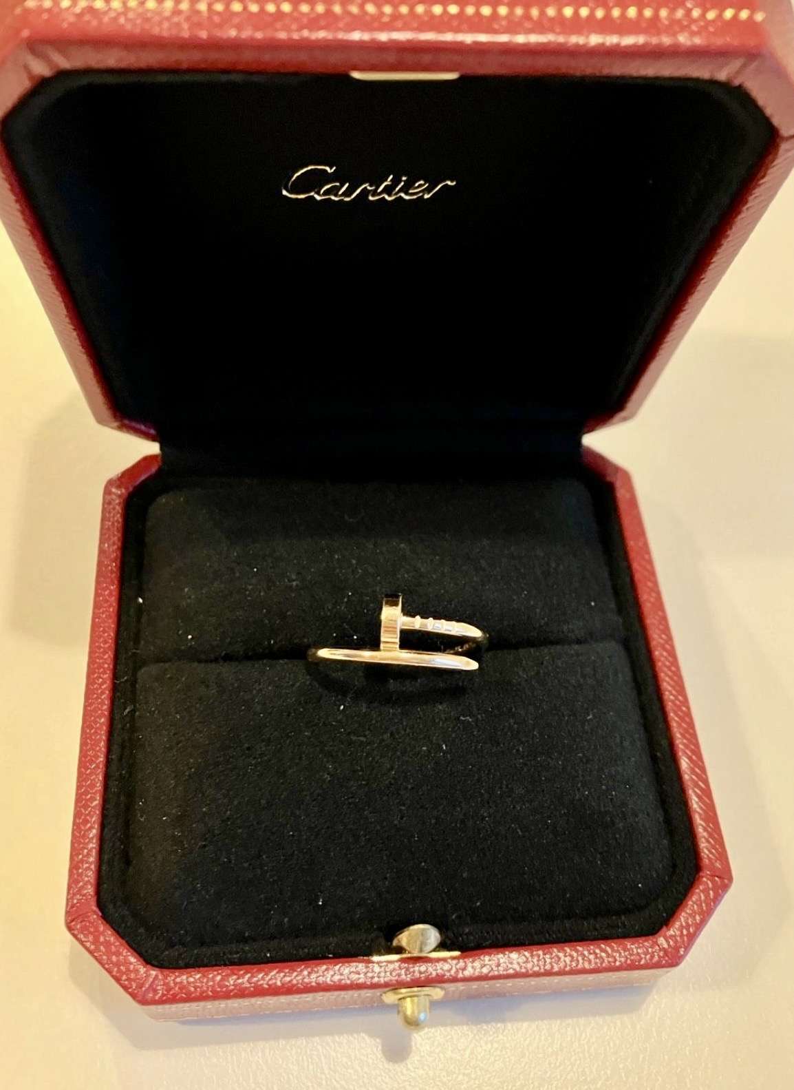 Cartier Juste un Clou prsteň