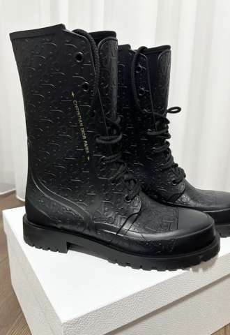 https://vipluxury.sk/Dior boots