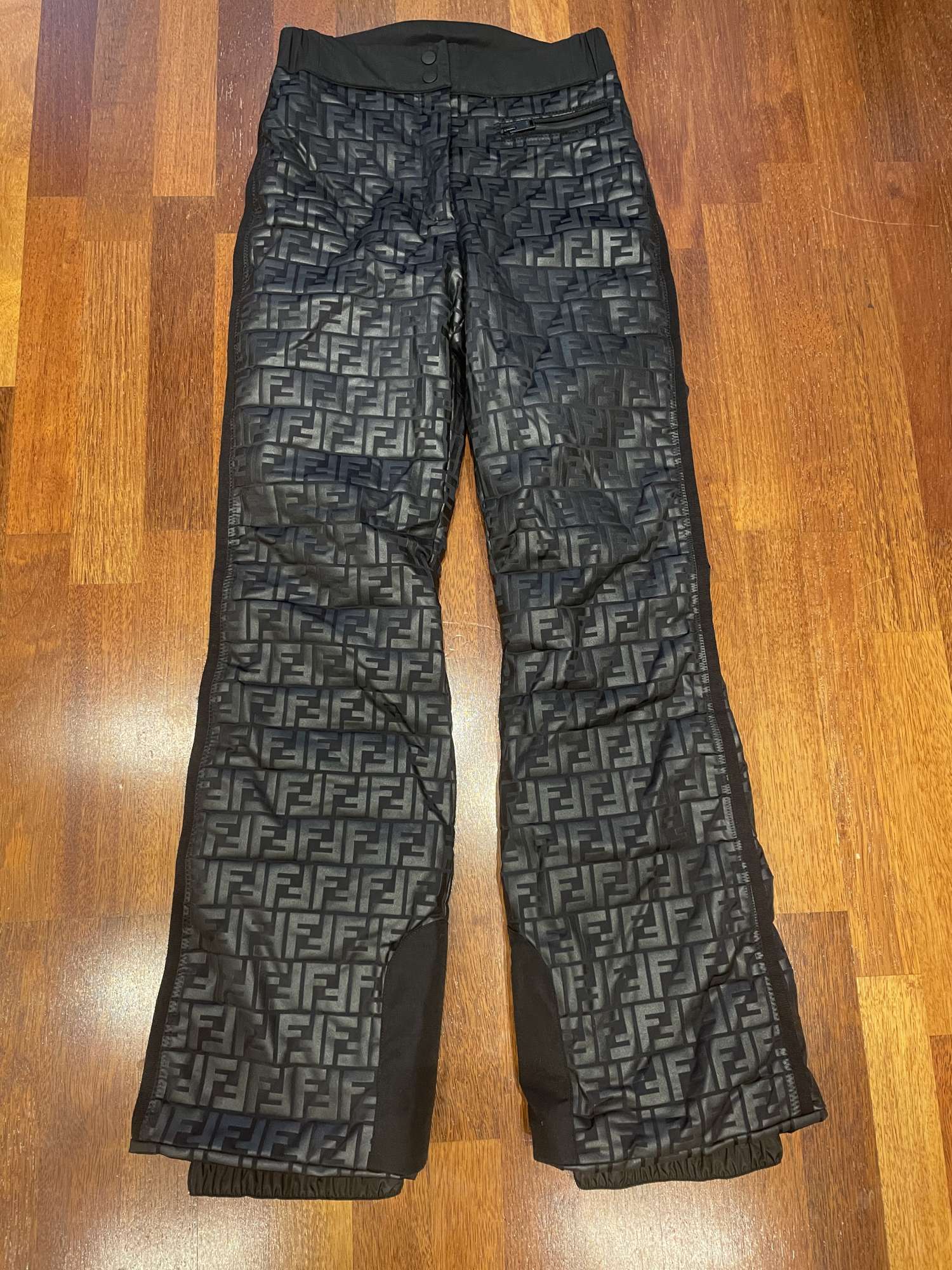 Fendi lyžiarske nohavice