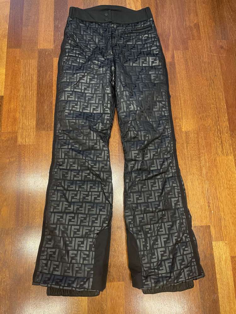 Fendi lyžiarske nohavice