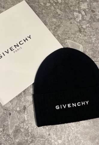 https://vipluxury.sk/Givenchy ciapka