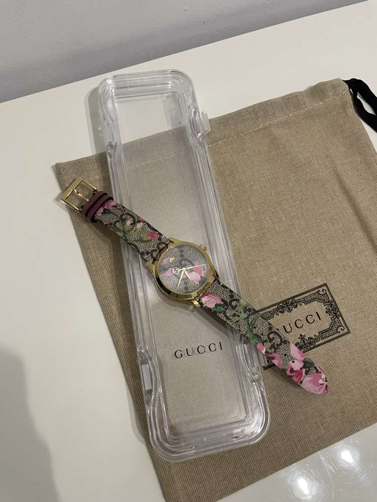 Gucci bloom hodinky