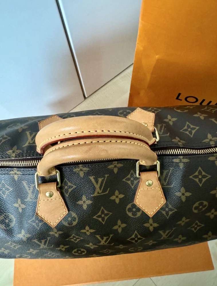 Louis Vuitton Speedy 40