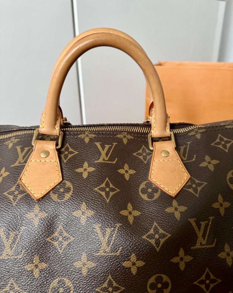 Louis Vuitton Speedy 40