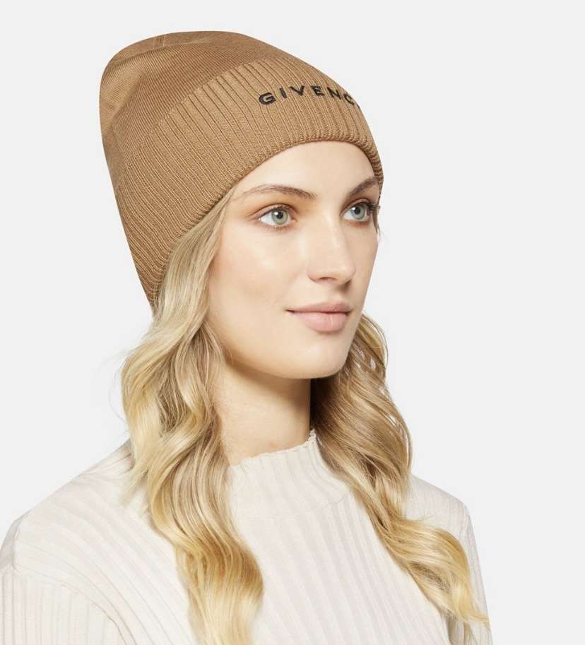 Vlnená čiapka Givenchy