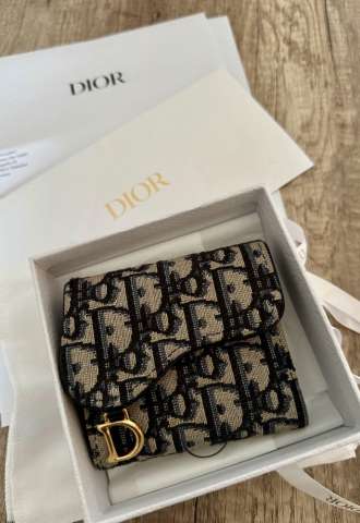 https://vipluxury.sk/Dior penaženka