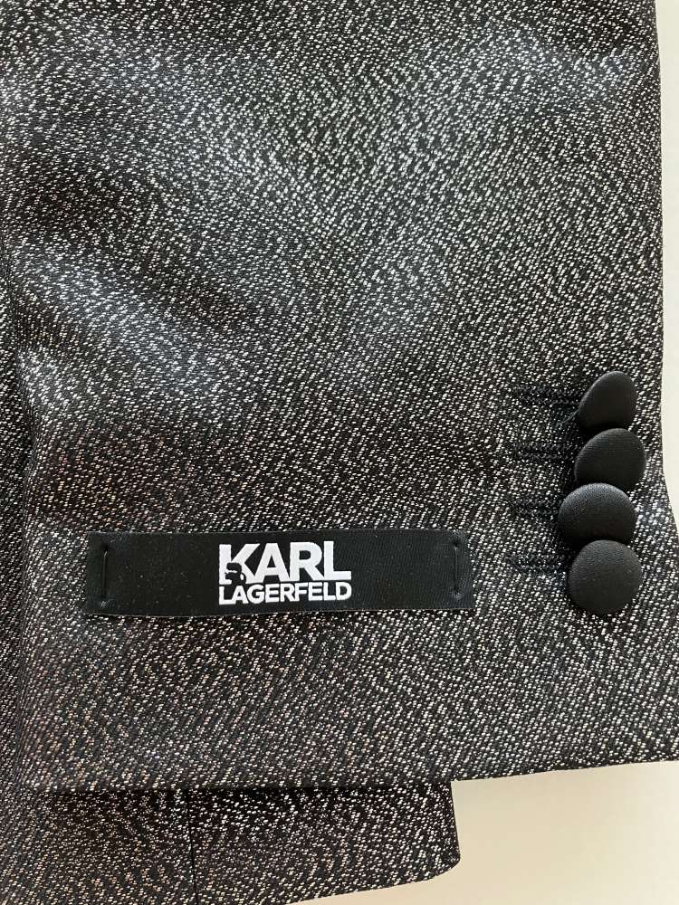 Karl Lagerfeld panske sako