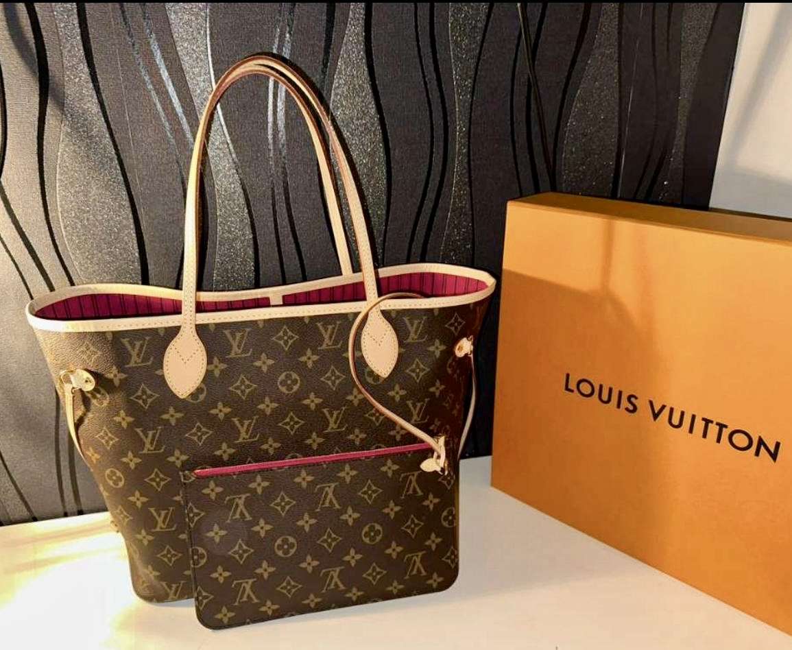 Louis Vuitton Neverfull MM
