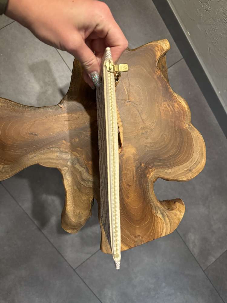 Louis Vuitton pochette
