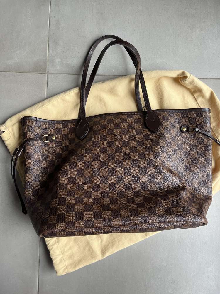 Louis Vuitton Neverfull ruzove vnutro