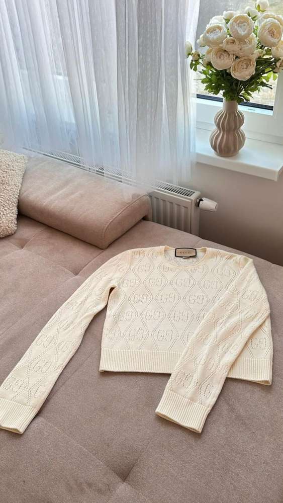 Gucci sveter