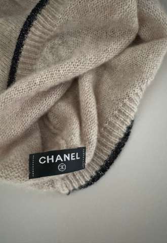 https://vipluxury.sk/Chanel čapica plus šál