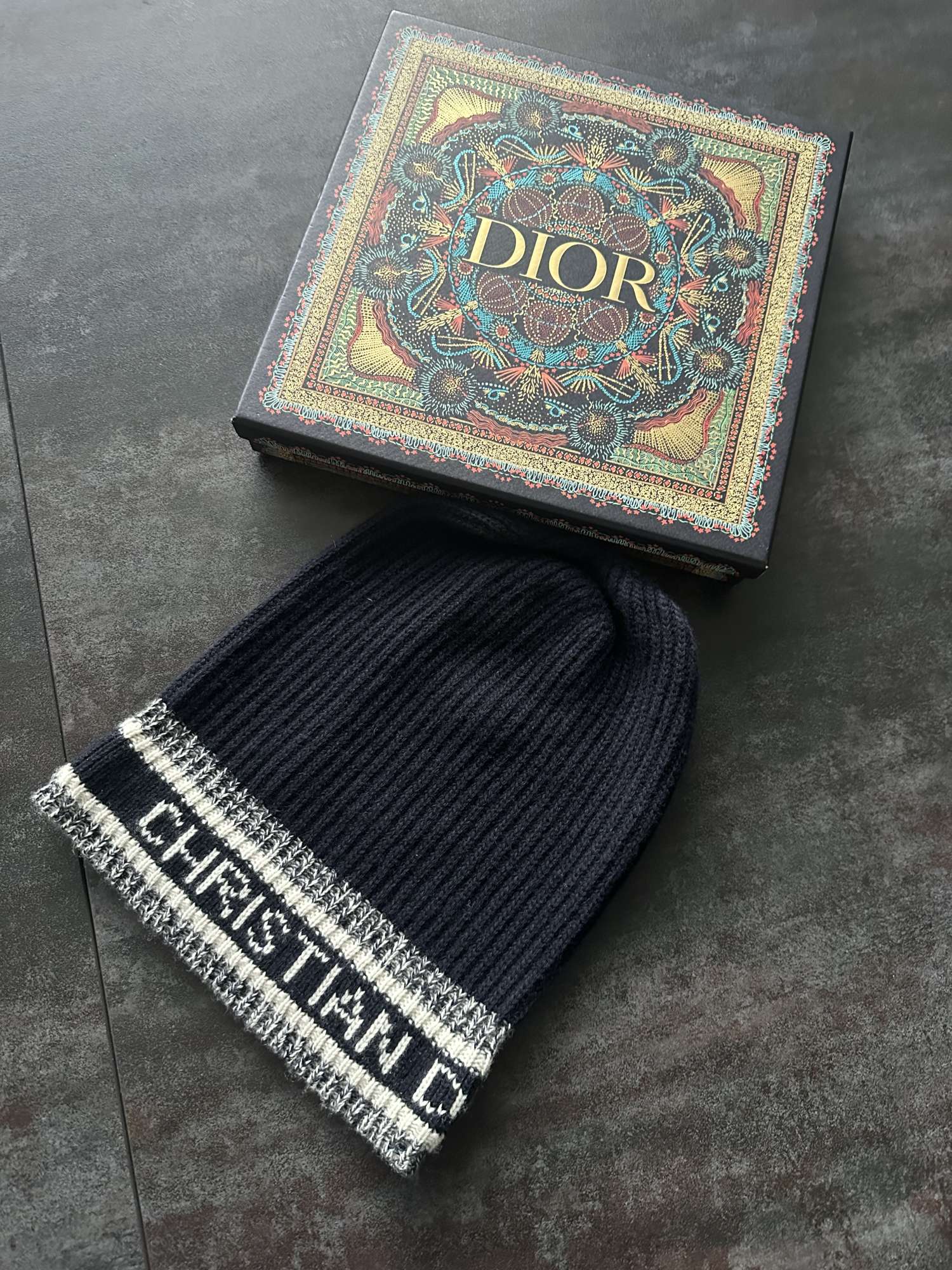 Christian Dior čepice