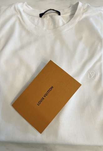 https://vipluxury.sk/Louis Vuitton tričko
