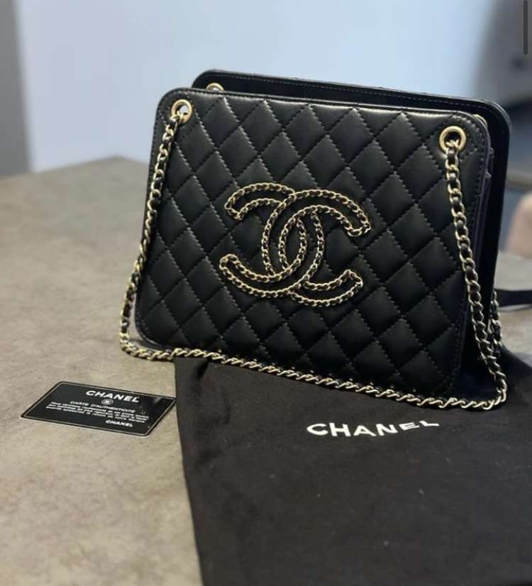 Chanel kabelka