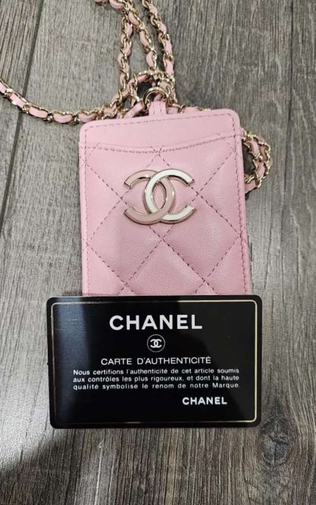 Chanel cardholder