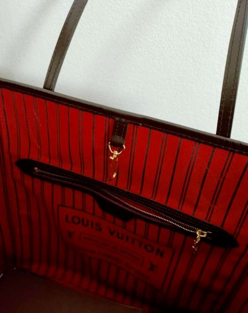 Louis Vuitton Neverfull MM