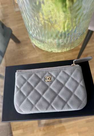 https://vipluxury.sk/Chanel wallet