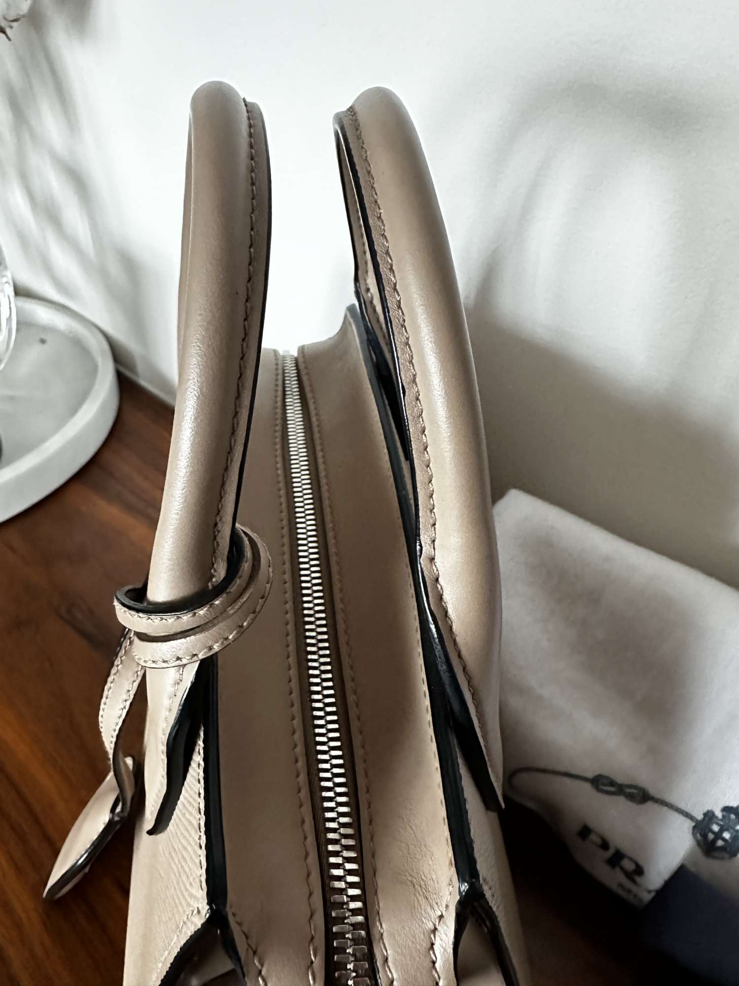 Prada Kristen kabelka
