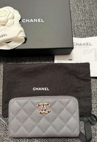 https://vipluxury.sk/Chanel peňaženka