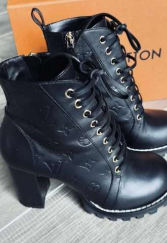 https://vipluxury.sk/Louis Vuitton boots