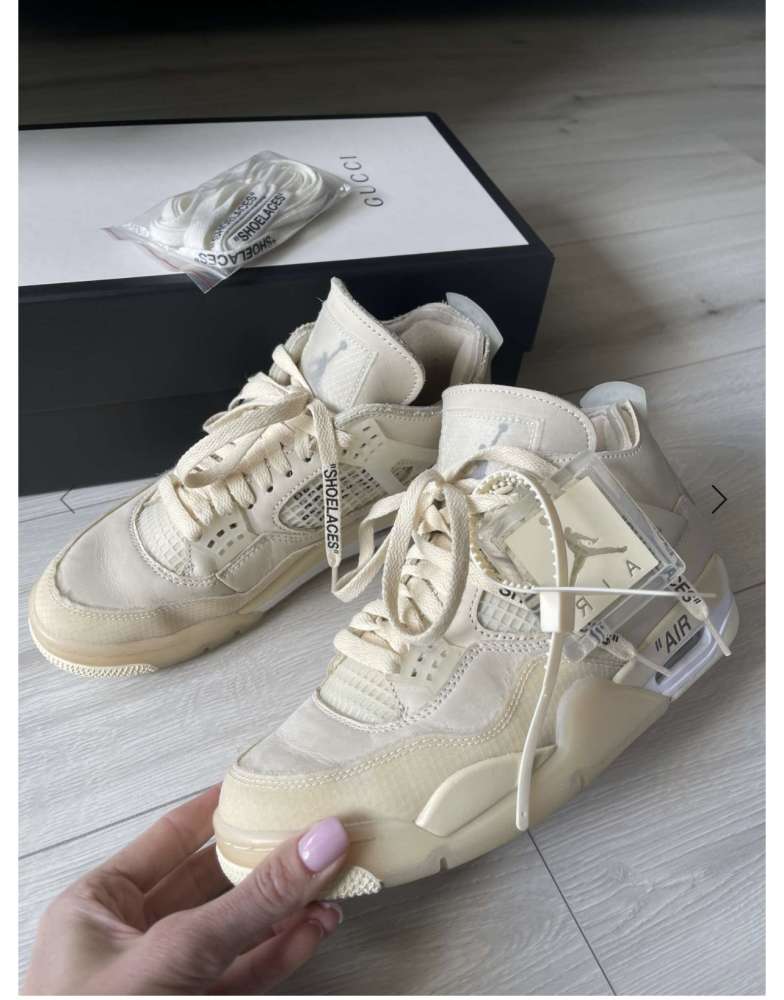 Jordan 4 retro Off White Sail