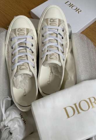 https://vipluxury.sk/Dior tenisky