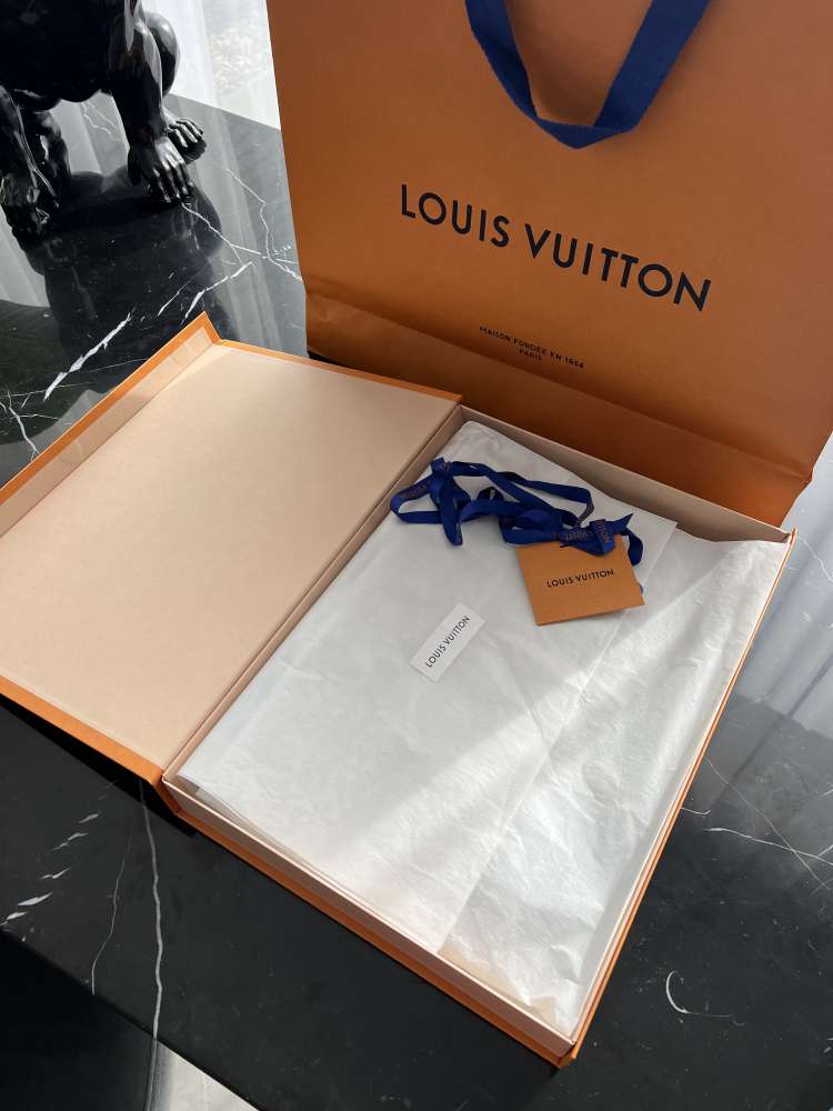 Louis Vuitton obojstranný šál 100% vlna