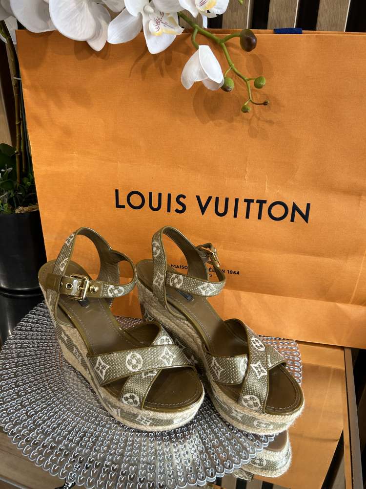 Louis Vuitton sandale monogram