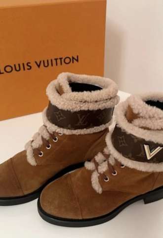 https://vipluxury.sk/Louis Vuitton Wonderland boots