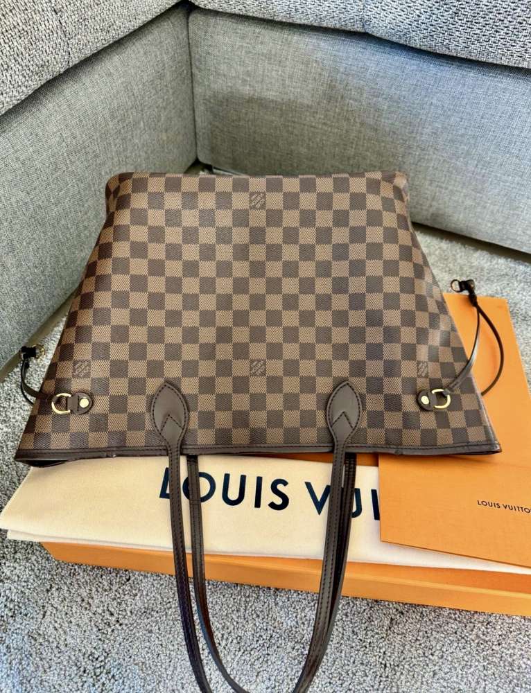 Louis Vuitton Neverfull MM