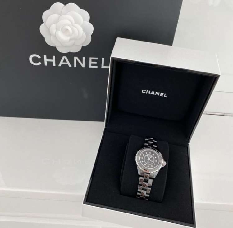 Chanel hodinky