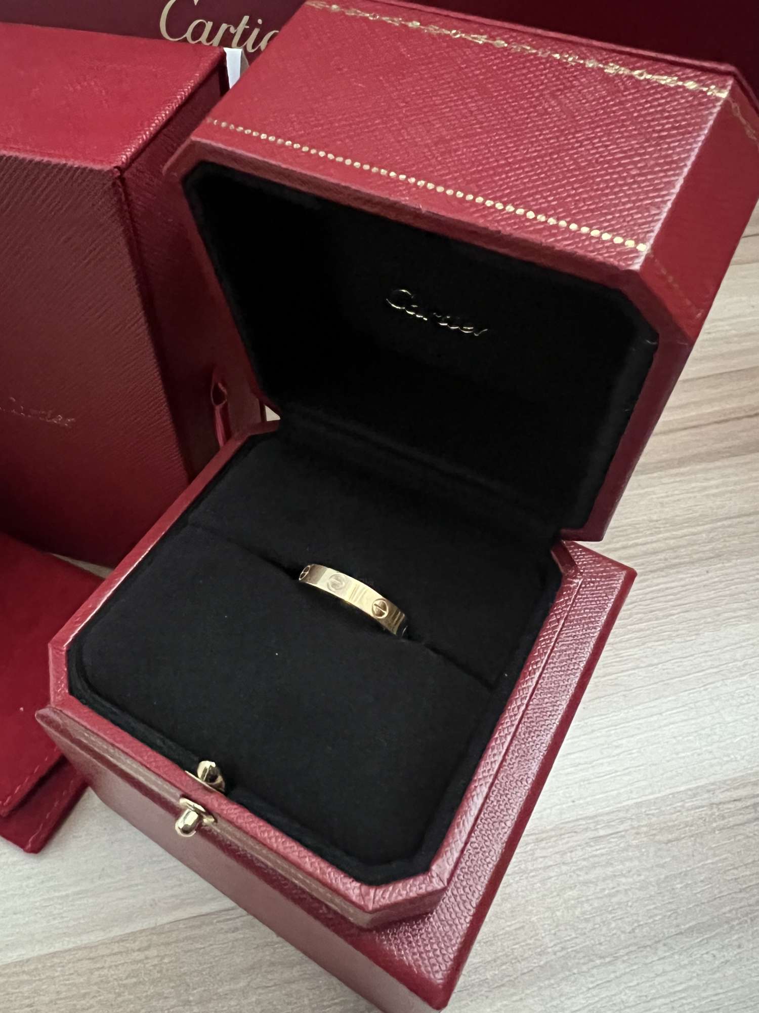 Cartier Love prsteň 57