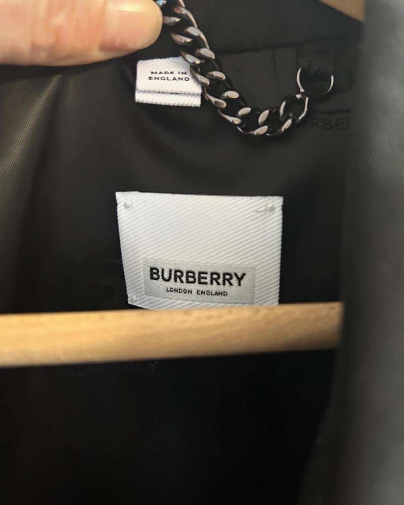 Burberry trenchcoat
