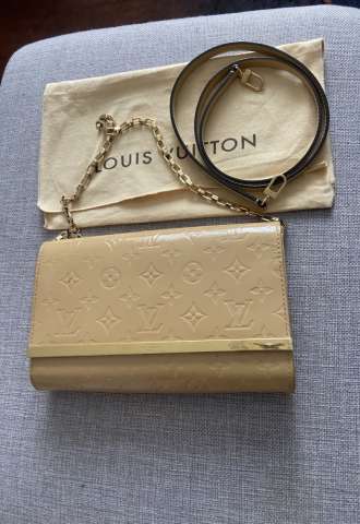 https://vipluxury.sk/Louis Vuitton clutch bag