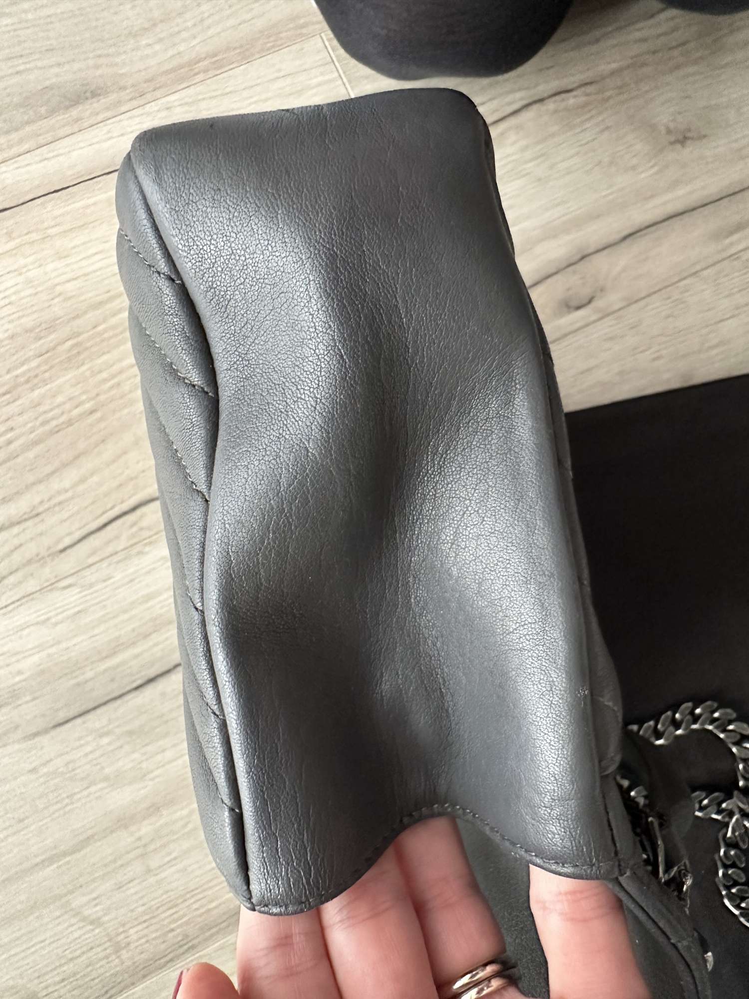 YSL College Medium shoulder leather bag - seda farba