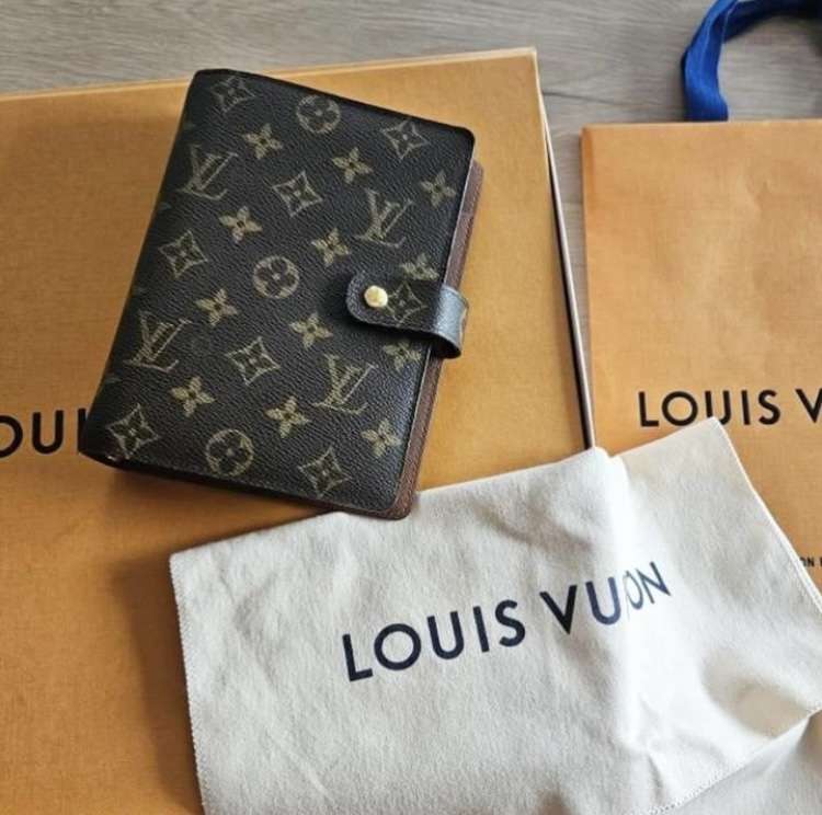 Louis Vuitton Agenda MM