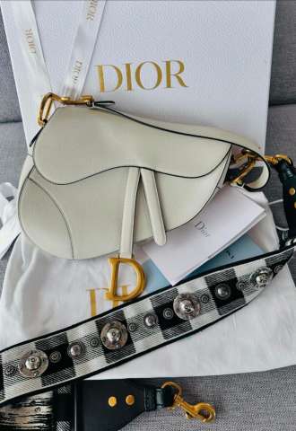 https://vipluxury.sk/Dior Saddle Bag
