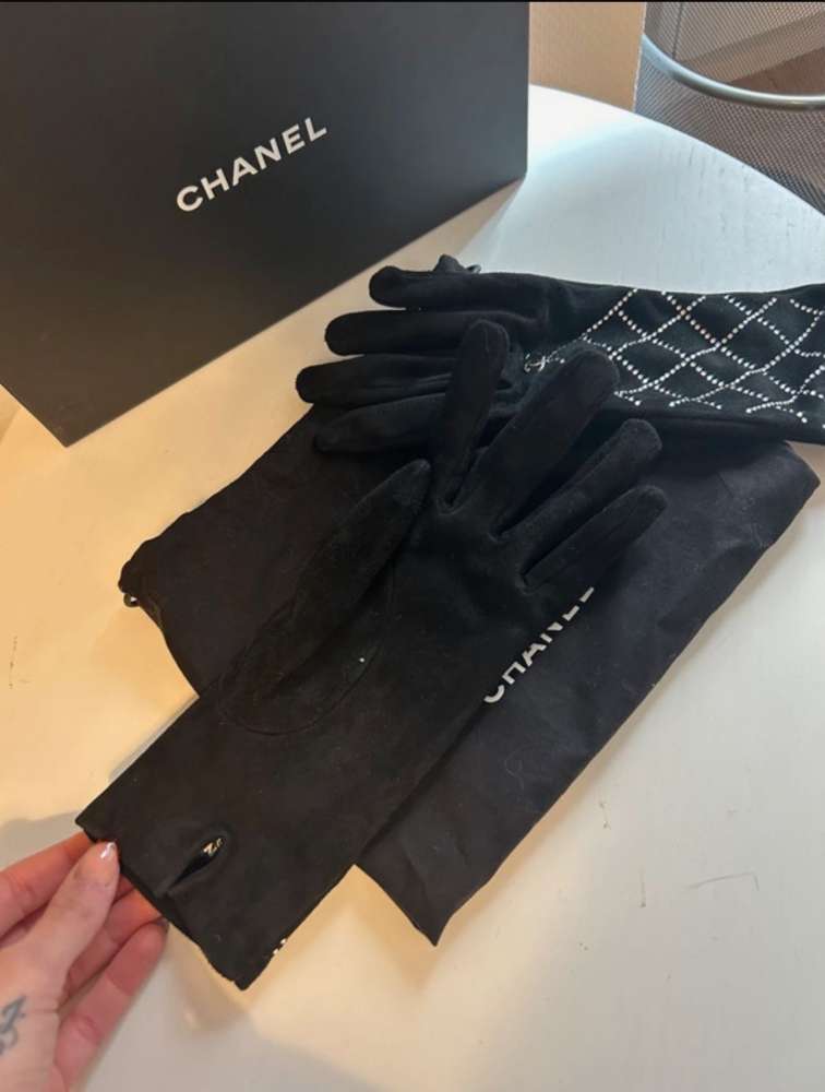 Chanel rukavice