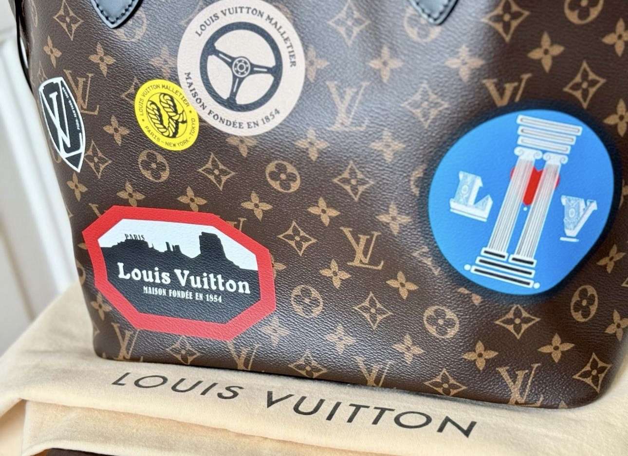 Louis Vuitton Neverfull