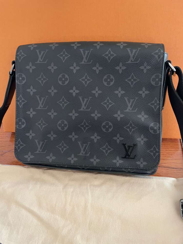 Louis Vuitton Crossbody