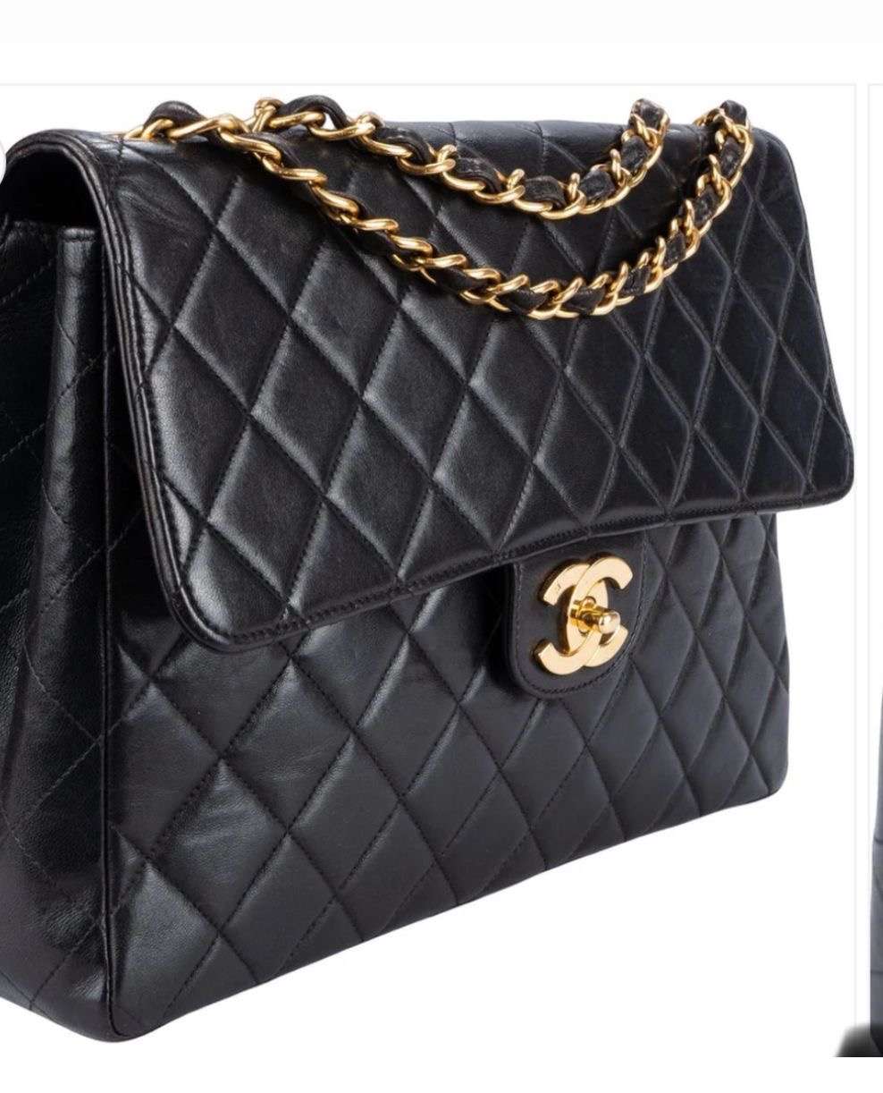 Chanel Flap Vintage Jumbo