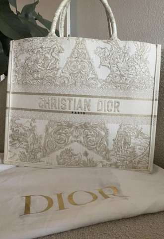 https://vipluxury.sk/Dior Book Tote Large bag