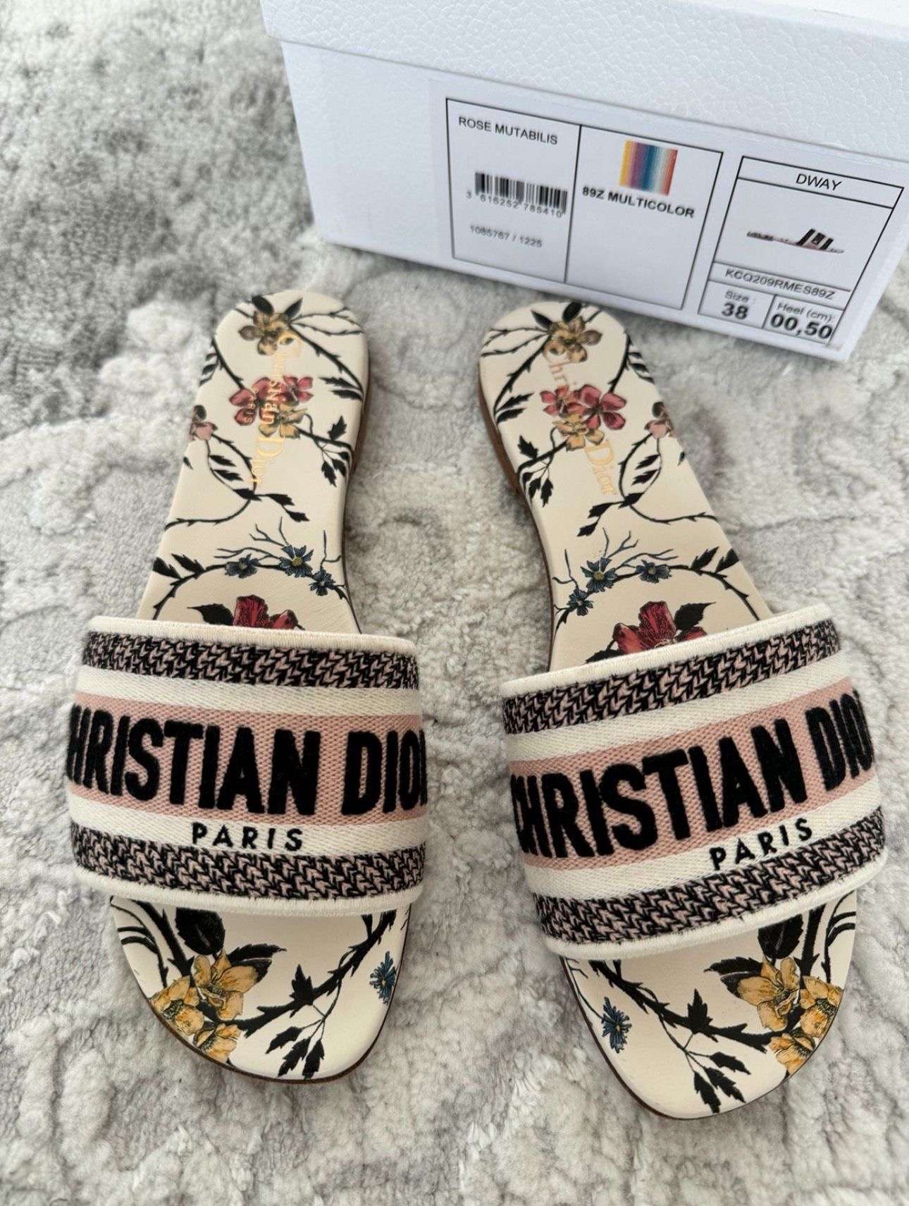 Christian Dior slapky