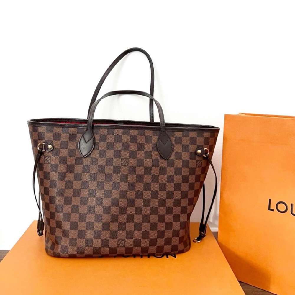 Louis Vuitton Neverfull MM