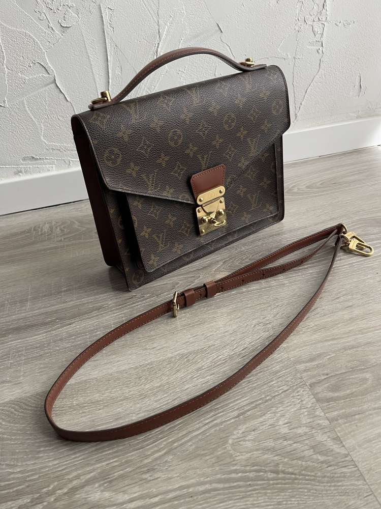 Louis Vuitton Monceau 26