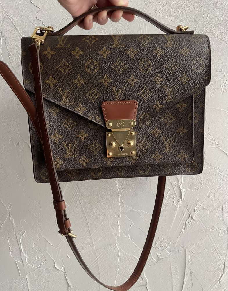Louis Vuitton Monceau 26